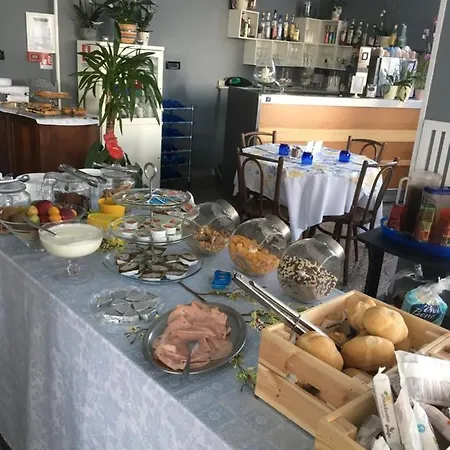 Albergo Rondine Ξενοδοχείο
