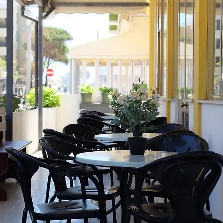 Albergo Rondine Rimini